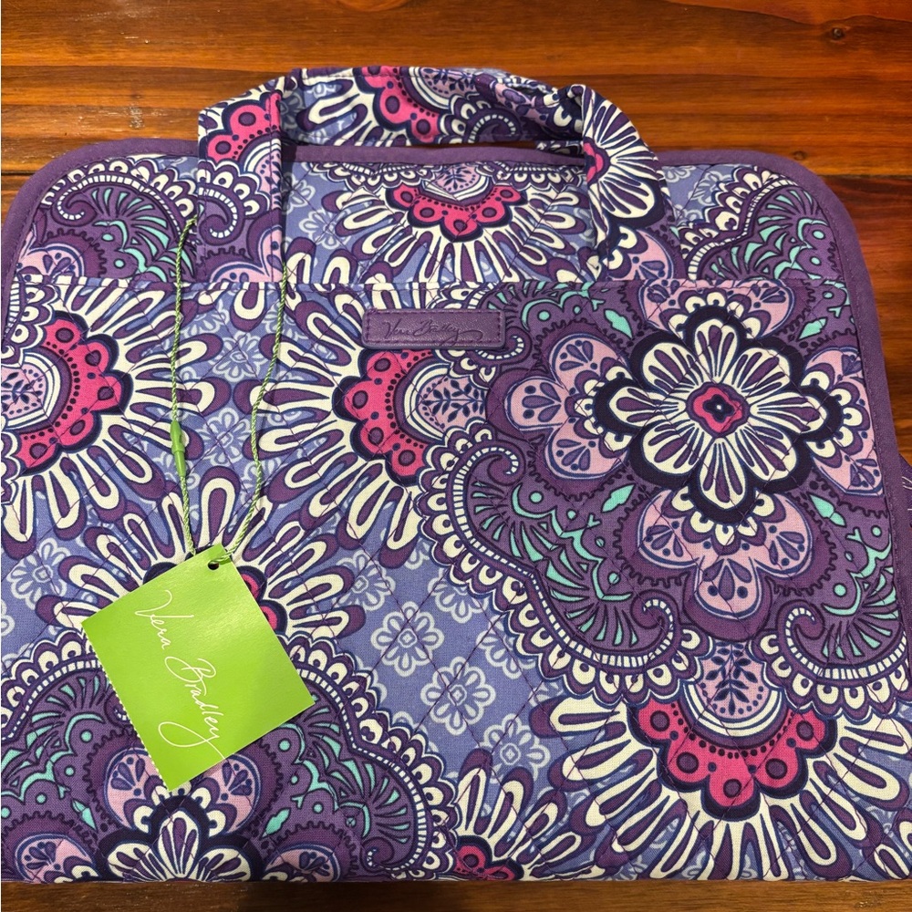 NEW Vera Bradley hanging travel organizer